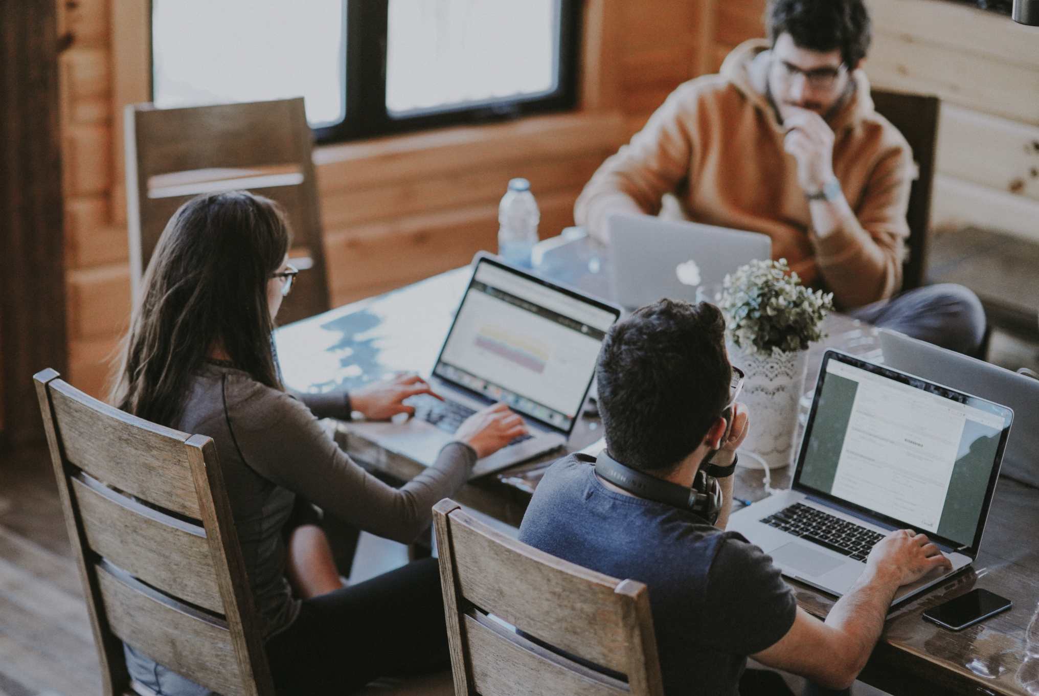 Cómo iniciar un negocio de consultoría